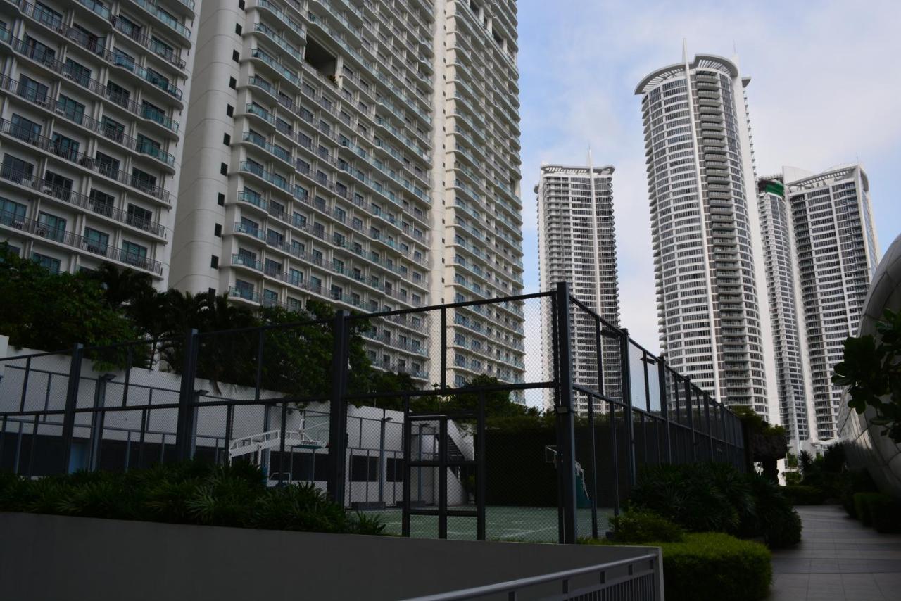 Luxxe Interior Design Condo - Novotel Residences At Acqua Private Residences Mandaluyong Екстер'єр фото