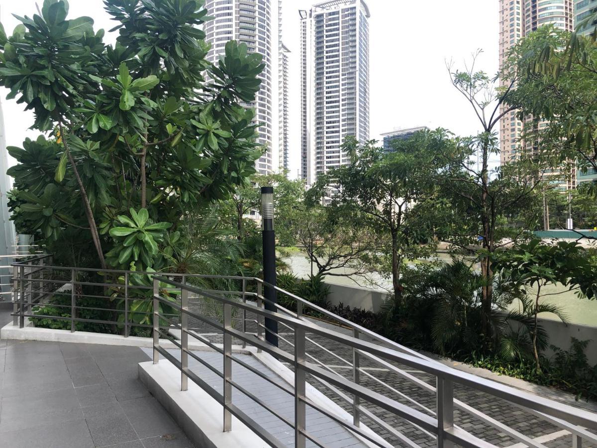 Luxxe Interior Design Condo - Novotel Residences At Acqua Private Residences Mandaluyong Екстер'єр фото