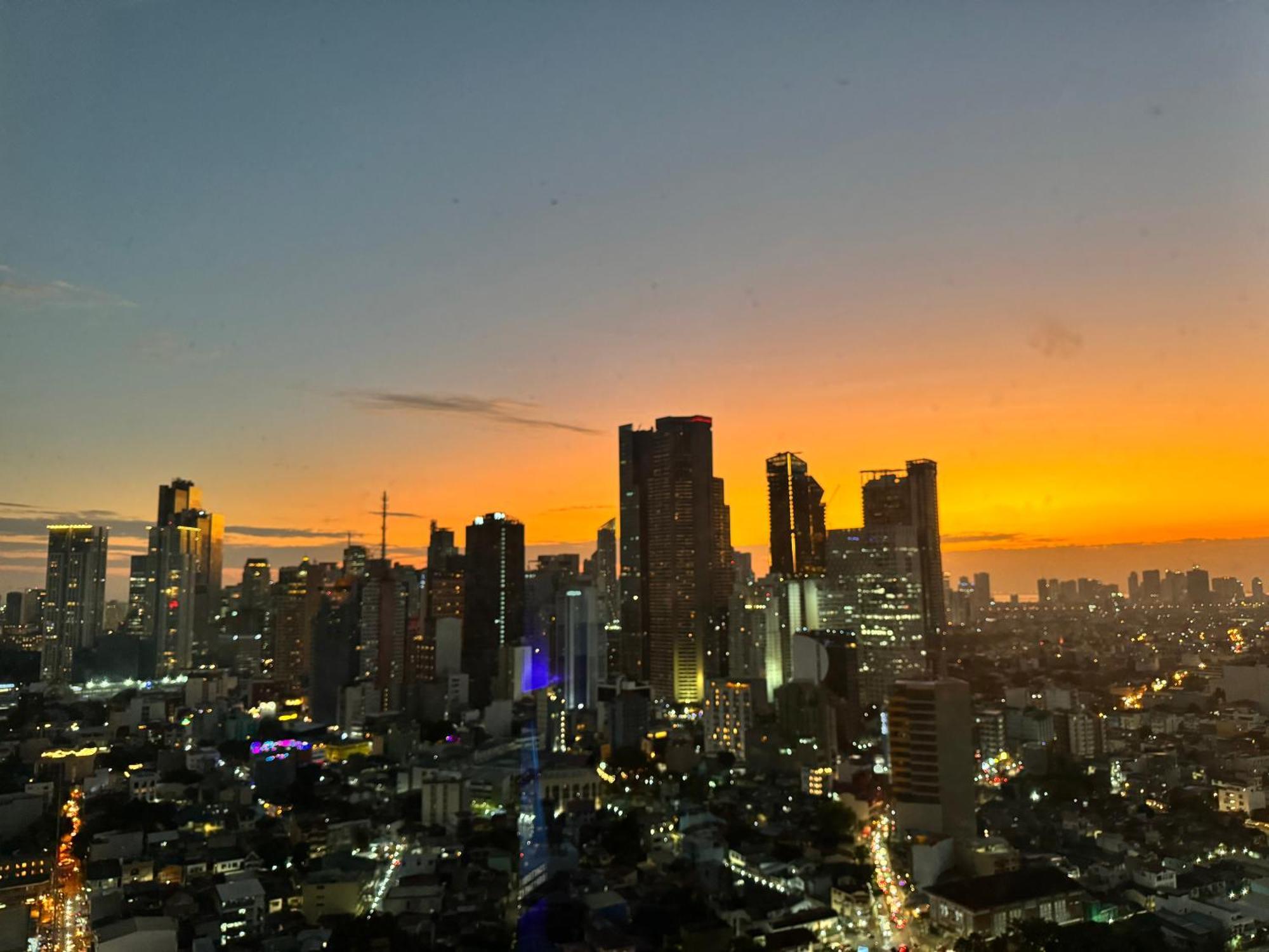 Luxxe Interior Design Condo - Novotel Residences At Acqua Private Residences Mandaluyong Екстер'єр фото