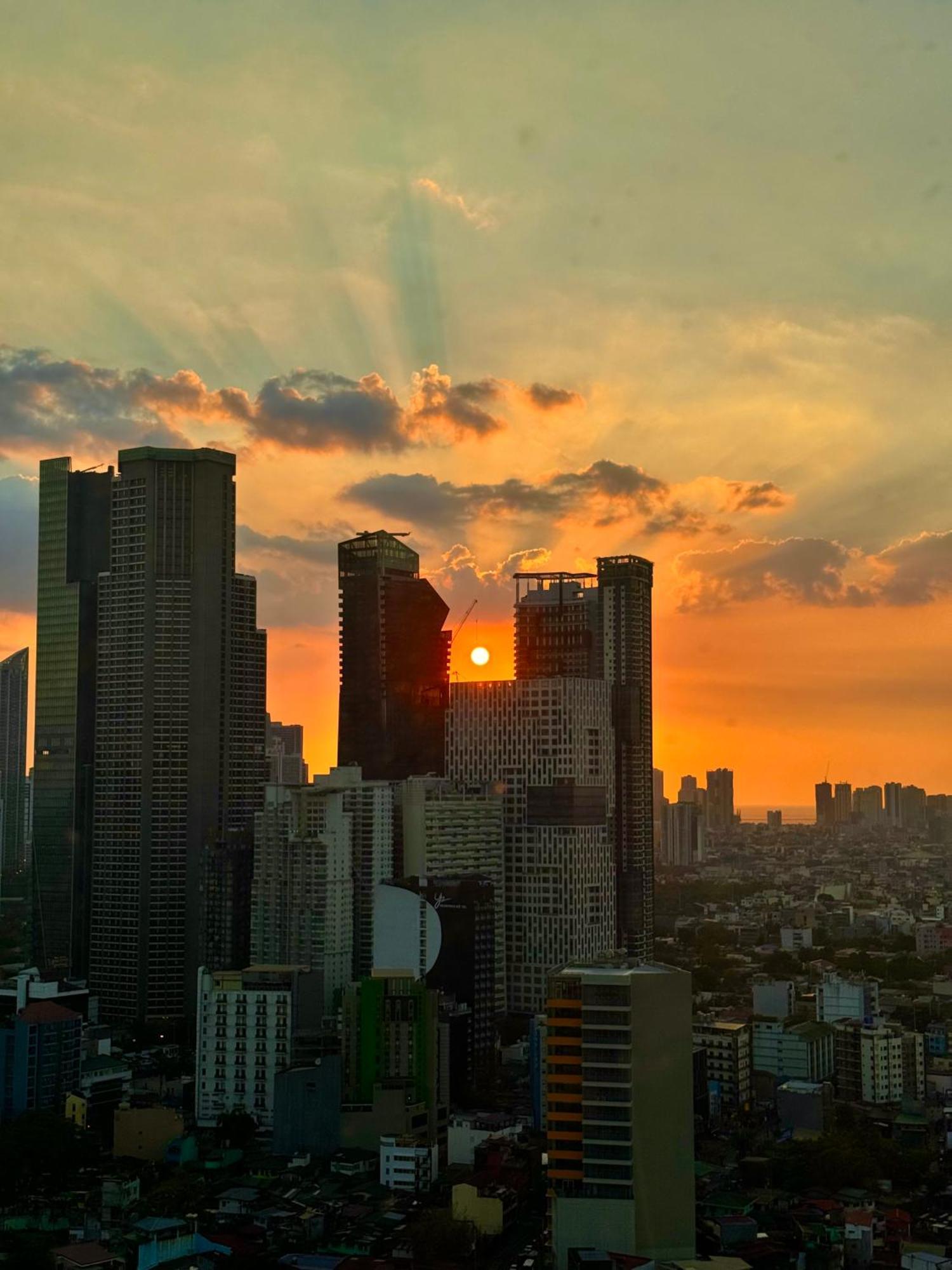 Luxxe Interior Design Condo - Novotel Residences At Acqua Private Residences Mandaluyong Екстер'єр фото