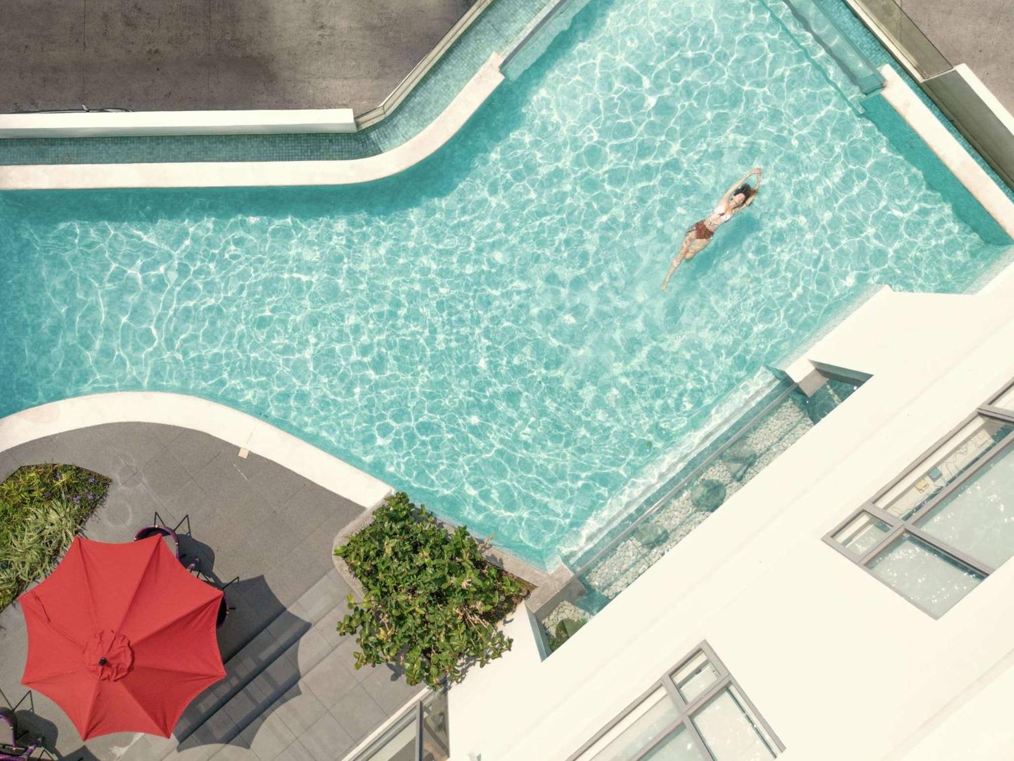 Luxxe Interior Design Condo - Novotel Residences At Acqua Private Residences Mandaluyong Екстер'єр фото